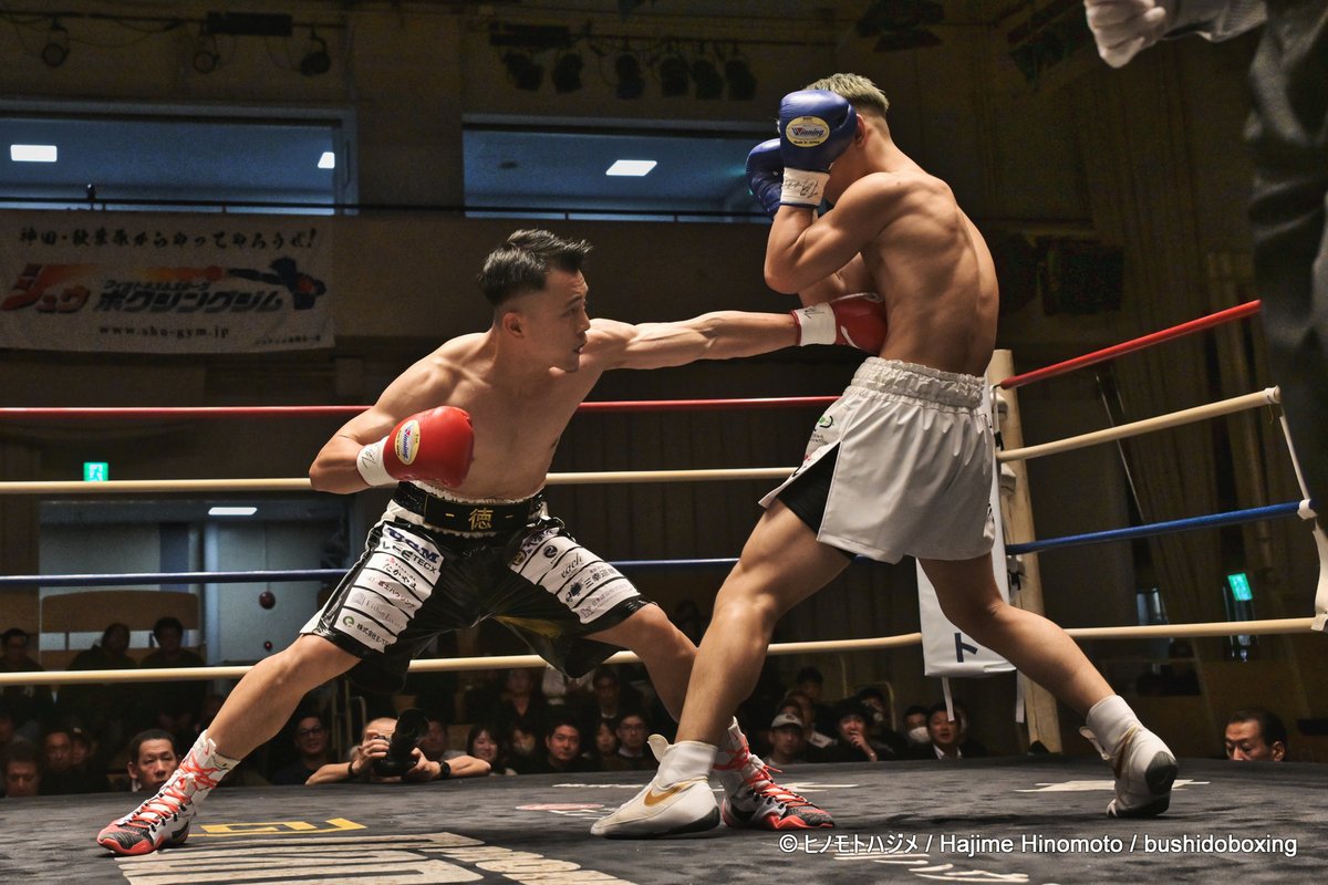 bushidoboxing's tweet image. 2025.10.28/後楽園ホール/DANGANプロモーション
TOKYO EYE SERVICE &amp;amp; みついもの里 Presents DANGAN 4回戦トーナメント
★ ライト級 4回戦
プロ 3戦1勝(1KO)1敗1分
×#舞明徳（31／#FUNABASHI）
　1Ｒ（0：54）ＴＫＯ
プロ 3戦2勝(2KO)1敗(1KO)
◎#塩崎優人（19／#渡嘉敷）