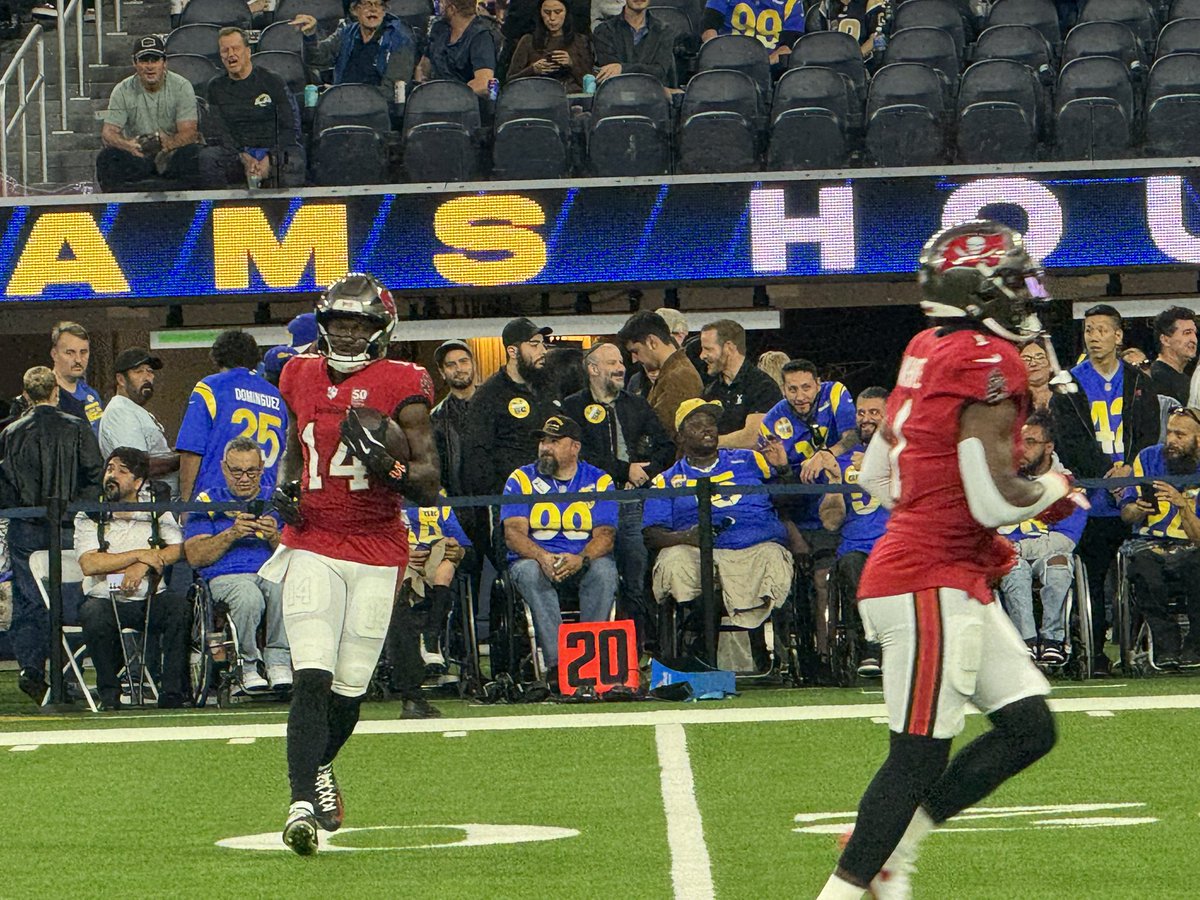 AileenHnatiuk's tweet image. All smiles from Chris Godwin Jr. #Bucs