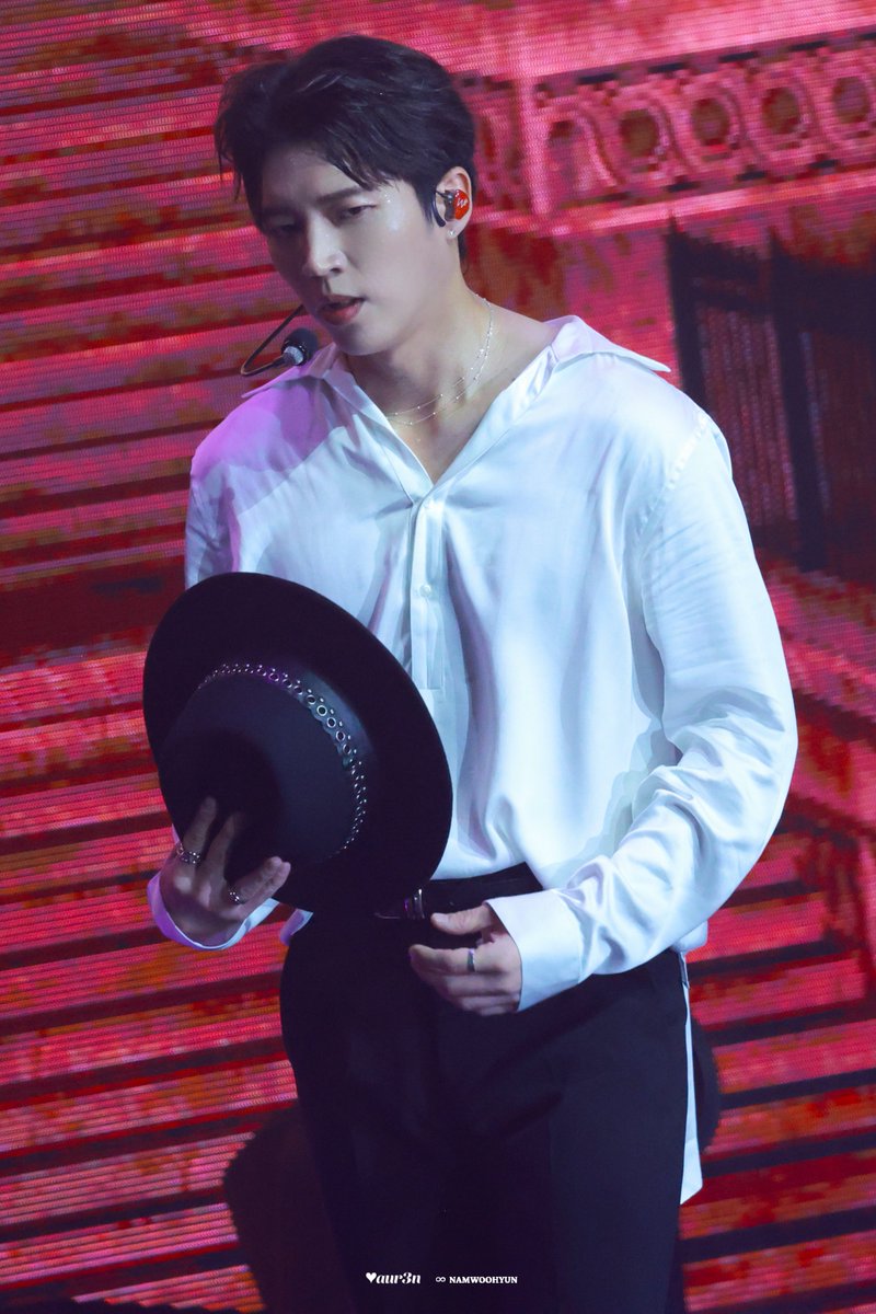 251123 식목일5 - 나무高 in Hong Kong 

#남우현 #우현 
#NAMWOOHYUN #WOOHYUN 
#인피니트 #INFINITE