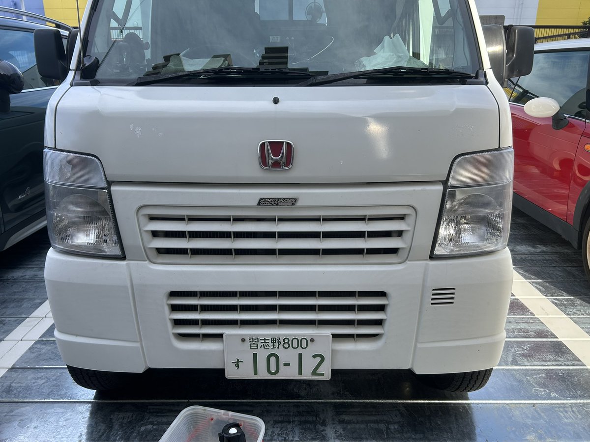 無事帰宅‼️ そして車検の準備でヘッドライト交換‼️ 素晴らしく綺麗だ😊