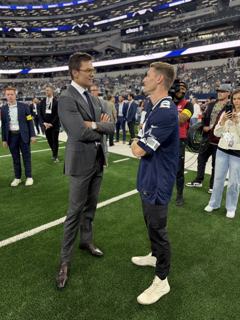 Thomas Hitch tweet media