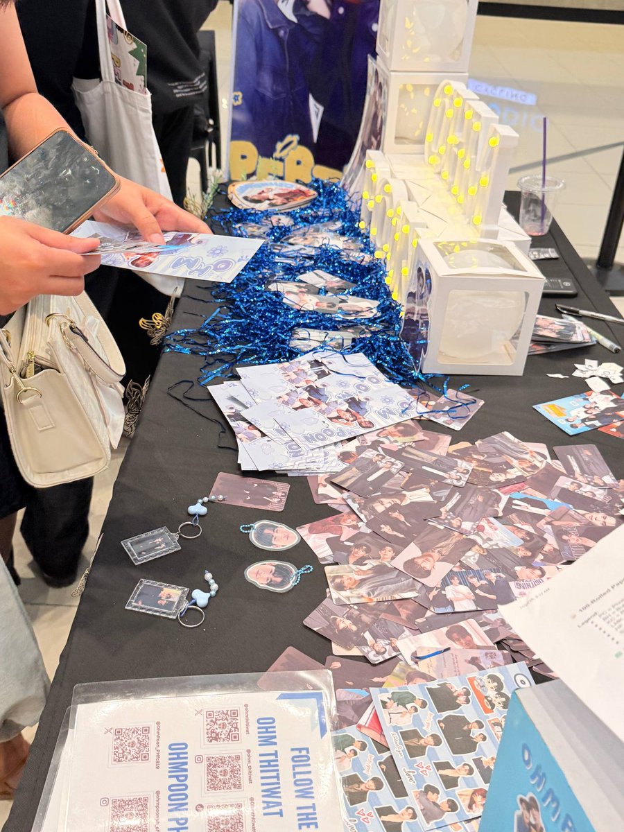 OhmPoon_PHfc819's tweet image. Thai BL Fest PH 2 -- OhmPoon PH Snaps with Fans.
(6)

#ThaiBLFestPH2withOhmPoonPH
#OhmPoon
#OhmPoonPH