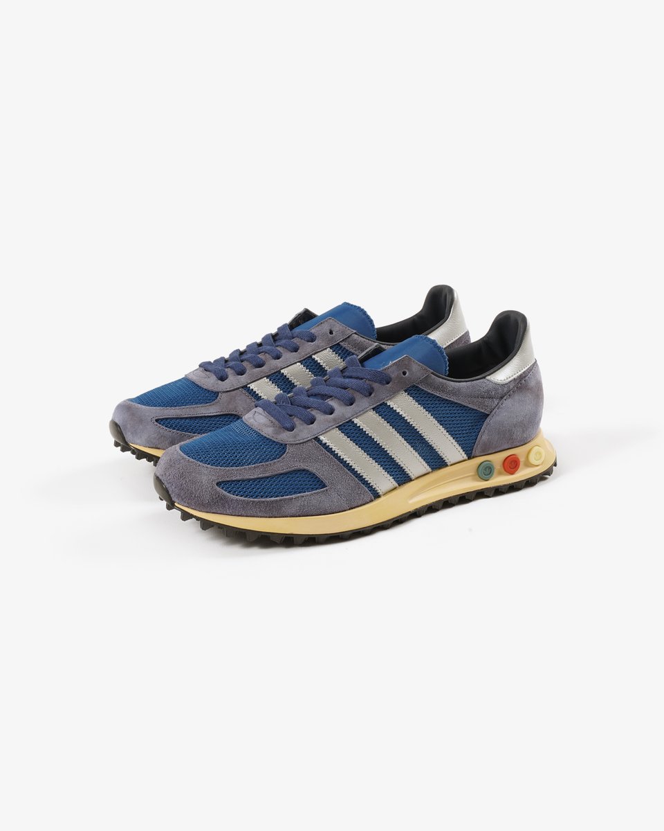 KicksLab_jp's tweet image. 【 New Arrivals l 新入荷 】adidas l “LA TRAINER OG Made in USA” Preloved Violet/Silver Metallic/Dark Marine l Available on the November 28th in Store. #KICKSLAB #キックスラボ

商品ページはこちら▼
kickslab.com/blogs/news/adi…