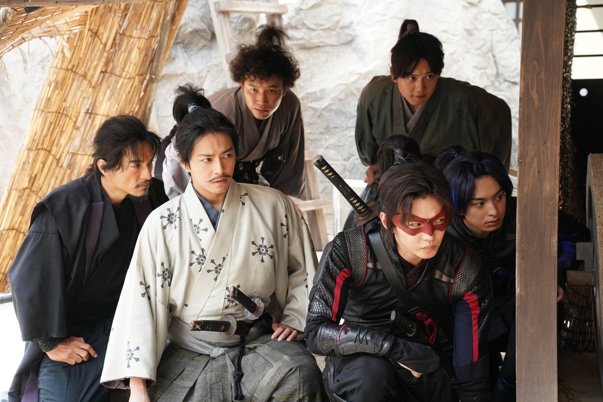 【情報解禁】

#仮面の忍者赤影
2クール放送が決定！！㊗️㊗️
2026年も《赤影》をお楽しみください🥷

そして今週は【赤影WEEK】！
TVerで1〜5話までイッキ見！✅
▶︎x.gd/n0Y7q

#仮面の忍者赤影 #OnSet
#佐藤大樹 #木村慧人 #加藤諒
#FANTASTICS #EXILE