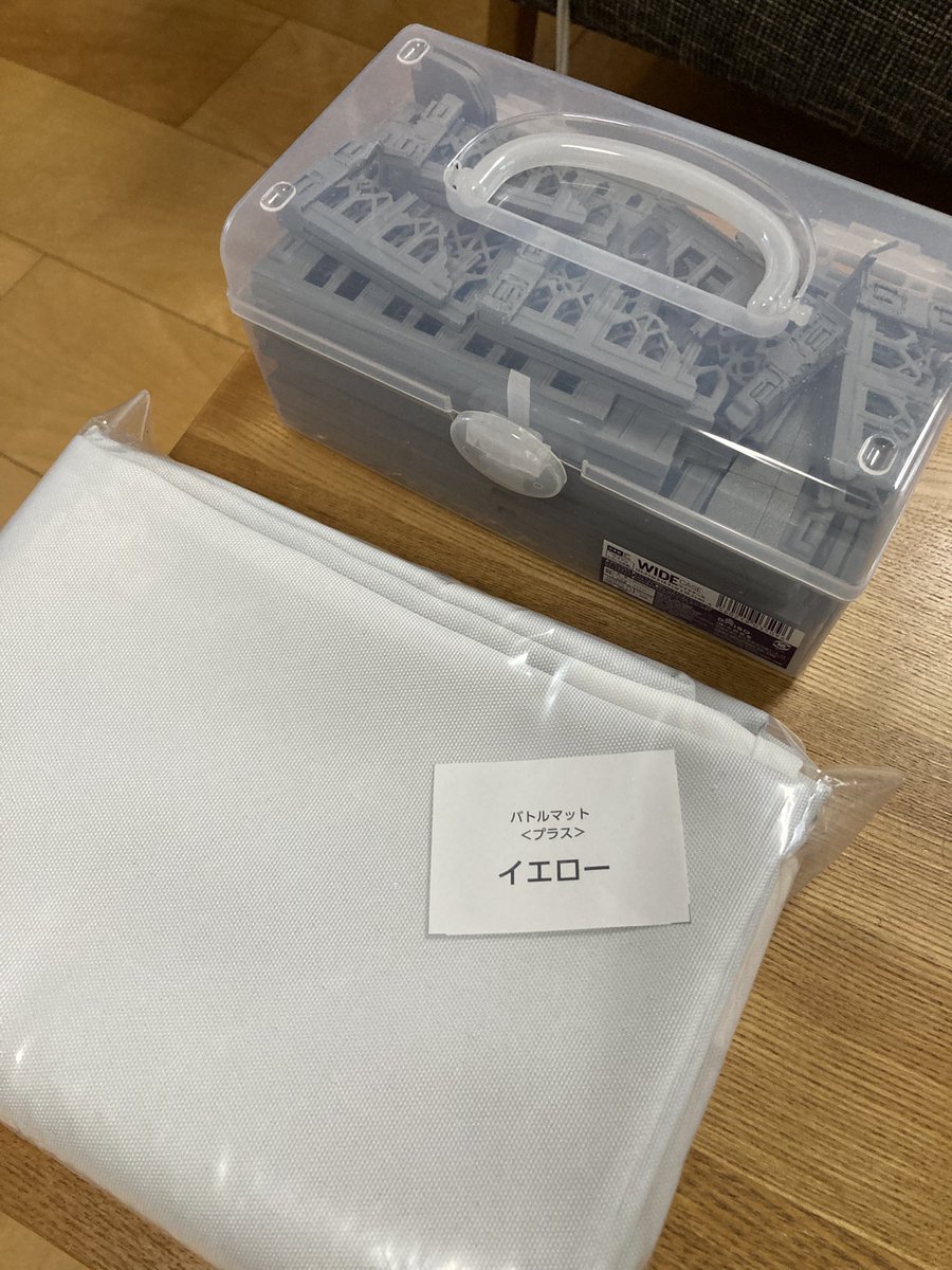 土曜日にお邪魔したTokyo tacticalの外人さんと思われる方がテレイン1人マット1人WEBサイトより購入いただきました
 FLOSTの知名度はゼロだったので単純にモノの良さで購入いただいたと思いたい
今後も手間を惜しまず手を抜かずでやって行きたいと思います
今度とも応援よろしくお願いします