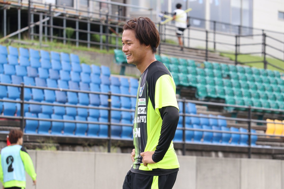 gainareofficial's tweet image. 【トップチーム】
この度、#大城蛍 選手につきまして契約満了に伴い、来シーズンの契約を更新しないこととなりましたので、お知らせいたします。 
 
3年間共に戦ってくれてありがとう。

💬大城選手コメント
tinyurl.com/yae3daut

#ガイナーレ鳥取