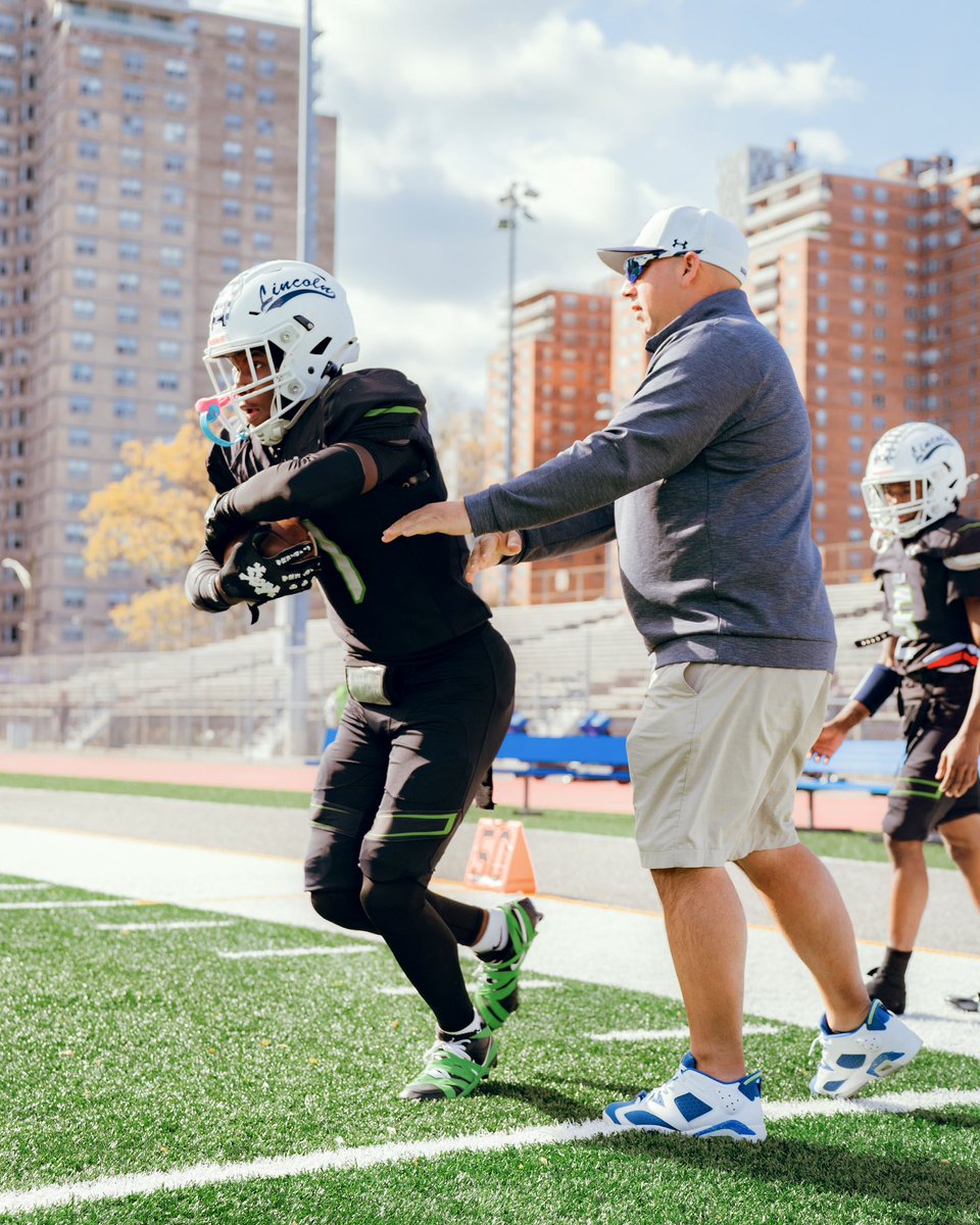 Giovanni Napoleon tweet media