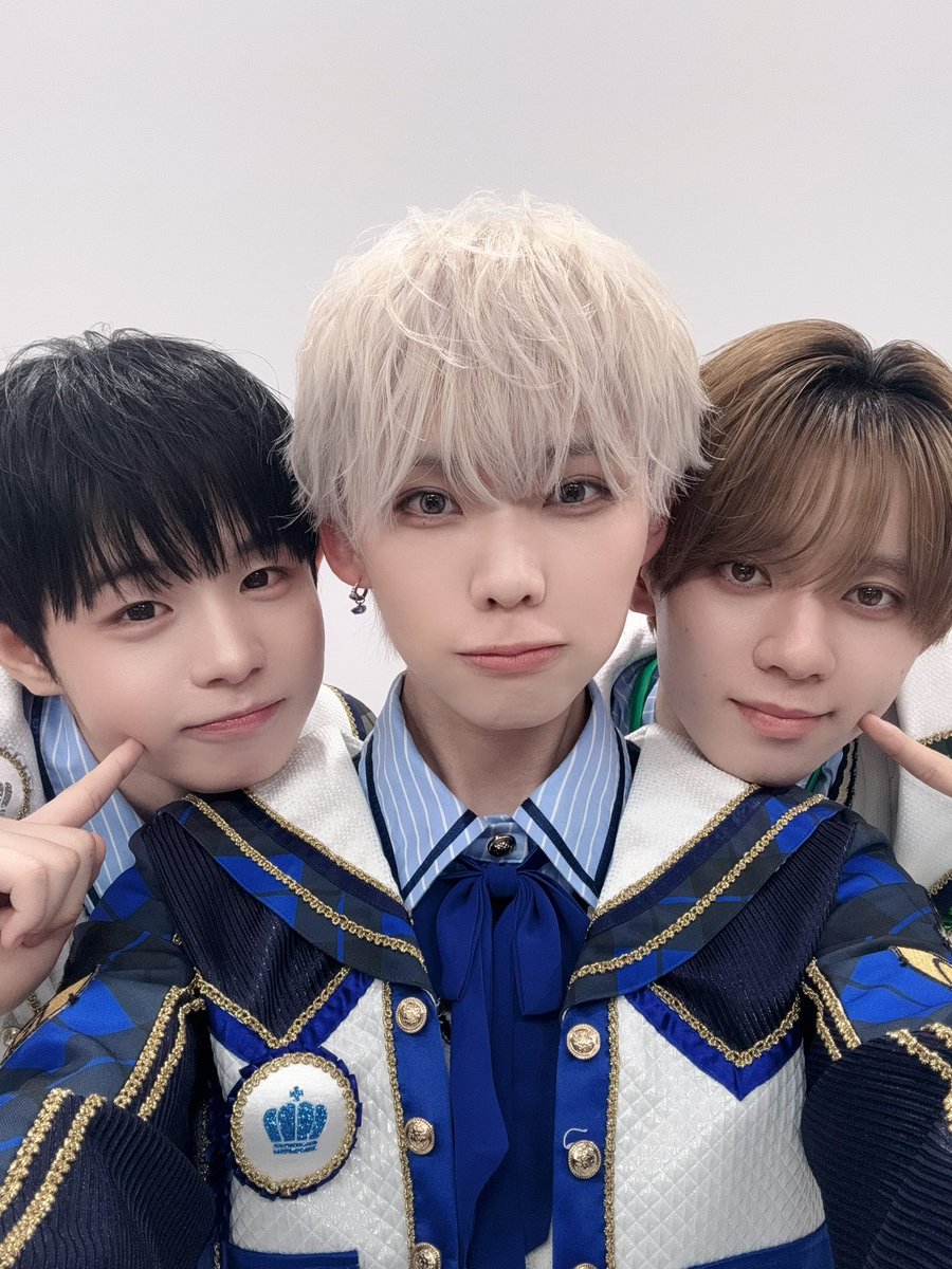 YGDGlobal's tweet image. [📸] 251123 Kokoro X update w/ Gangdong!

We're about to go live on TikTok from the official FUN×FUN TikTok, so please come watch!!🤍💙💚

#UniverseLeague #유니버스리그 #YEOGANGDONG #여강동 #藍川心 #かんどん #ふぁんふぁん