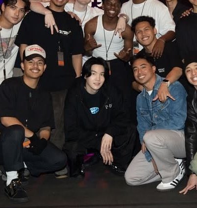 streamforsuga93's tweet image. Liberaram uma fotinha nova do Yoongi na época da D-Day tour.