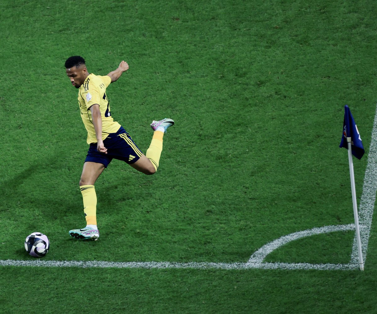 etoo__99's tweet image. خطوه بخطوه نحو الهدف 💛💙