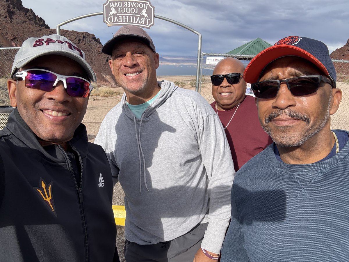 Avery Burton Foundation tweet media