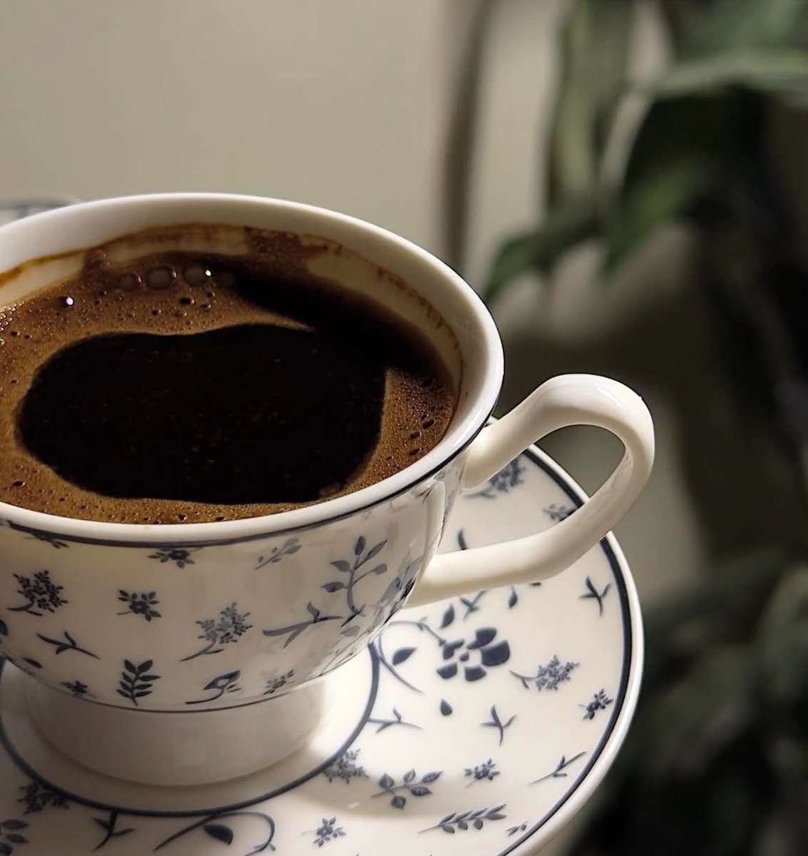 1ec___'s tweet image. ليَالي الشتاء 🤎🤎..