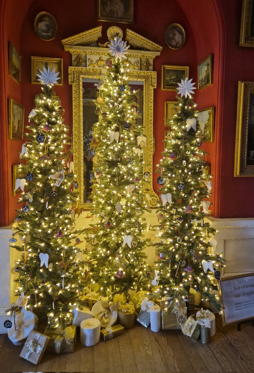 Vicky_Freeman's tweet image. Lovely day celebrating Dads birthday at Stourhead