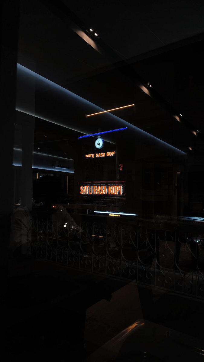 kuliengineer's tweet image. Ngopi dulu la, rehat dulu. Tiap hari di perkosa keadaan