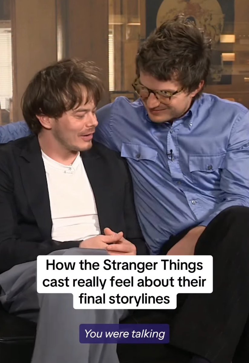 djokiwi's tweet image. just sit in his lap bruh