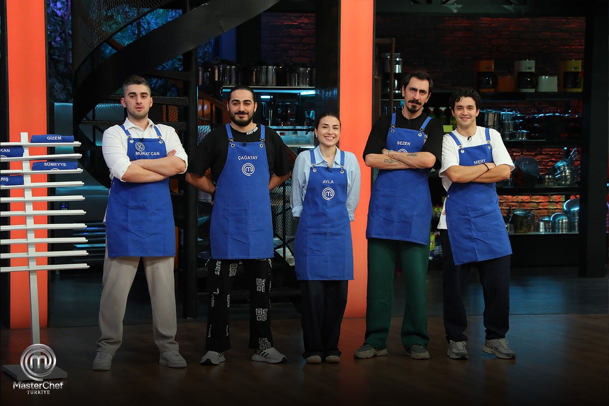 TvMasterchef's tweet image. MasterChef Türkiye 2025&apos;in takımları belli oldu. #MasterChefTürkiye #MasterChef #ACUNMEDYA #TV8 @Danilo_Zanna @chefyalcinkaya @SomerSivrioglu