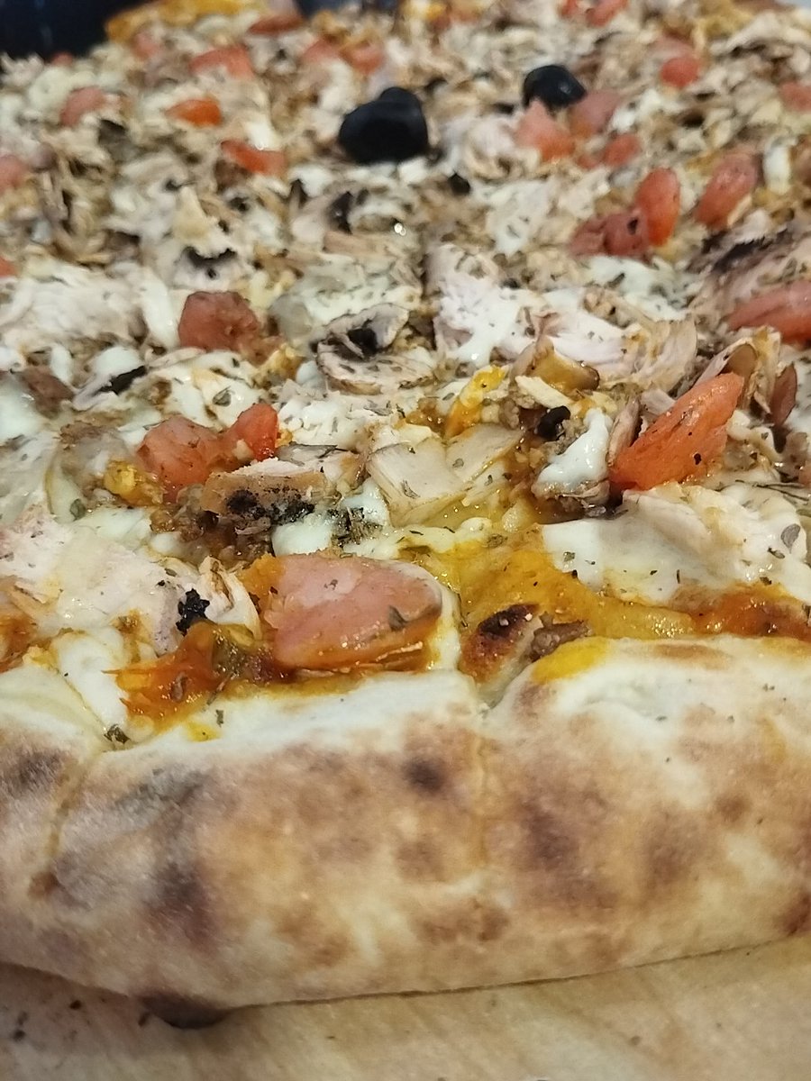 Algerian_502's tweet image. #Gusta 
#pizza