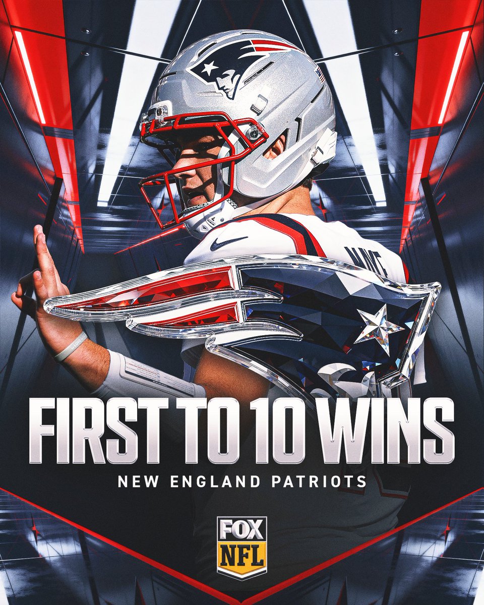 The first team to reach 10 wins this season:

The New England @Patriots! 👏 
