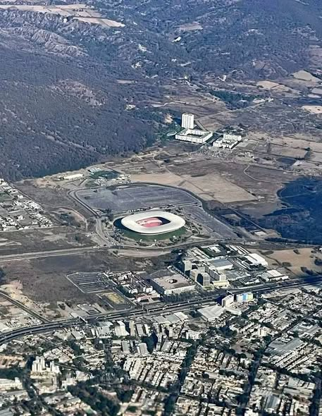 GARCIPAVON's tweet image. Esta es la realidad por la que los jóvenes y millones de mexicanos salieron a protestar: el crimen tiene secuestrado a nuestro país.
Hallan casi 500 bolsas con restos humanos en Jalisco ¡QUINIENTAS!
¿Alguien sabe si los diputados de Morena ya solicitaron la creación de una…