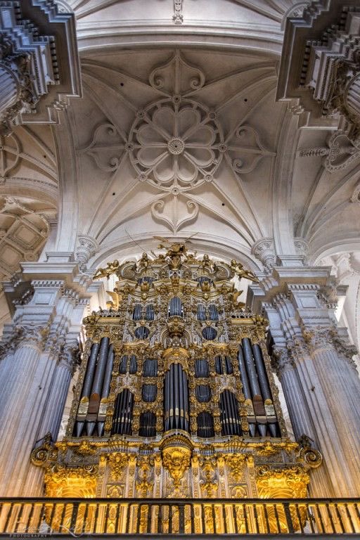 American Protestants really saw this and thought “what if we chose an old Pizza Hut and an electric guitar instead”