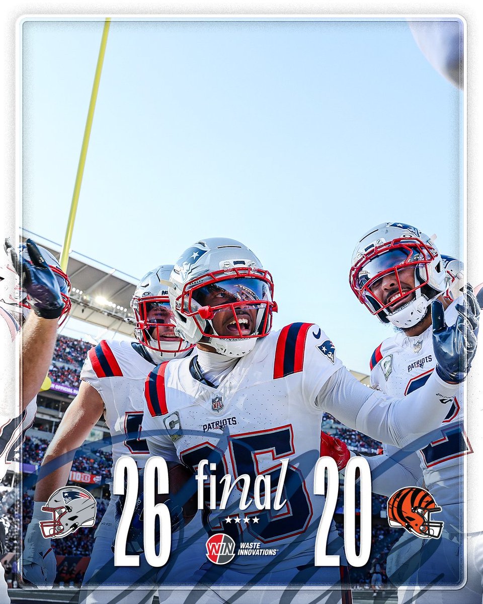 PlayoffPatriot's tweet image. YOUR NEW ENGLAND PATRIOTS HAVE WON 9 STRAIGHT GAMES AND ARE OFFICIALLY 10-2 ON THE SEASON #NEPats