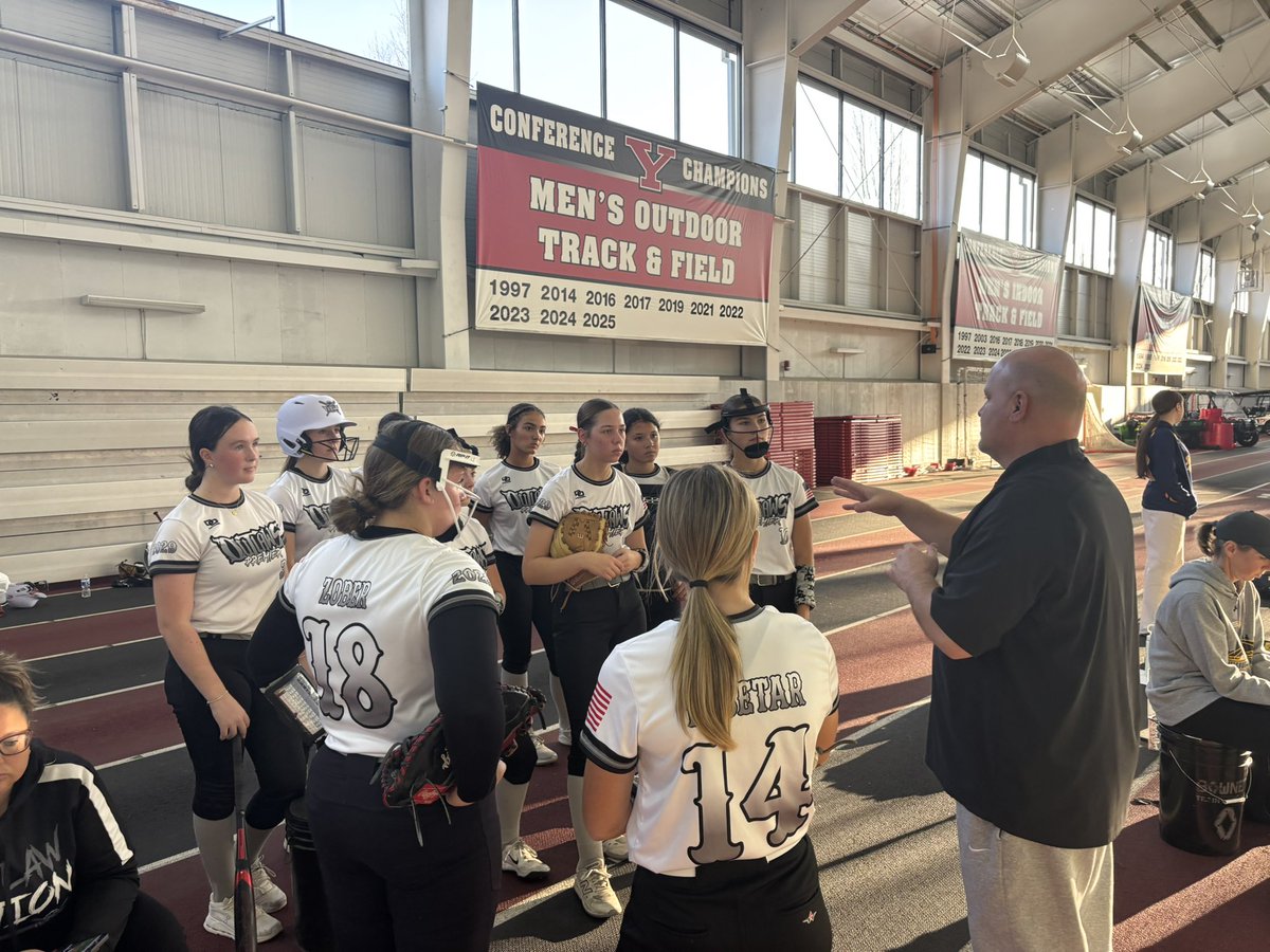 Cresetar2029's tweet photo. My team and I had a great day of scrimmages at the Youngstown State University Team Camp! I had a great day getting good reps agaisnt older teams! 
@2011OhioOutlaws https://t.co/kHU3QZieMt