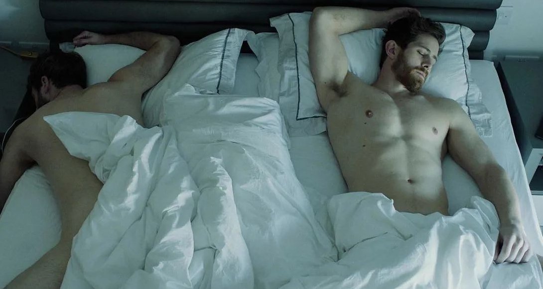 hoffkip's tweet photo. saudade assistir esse com a mão na cueca https://t.co/t9HPnBgSju