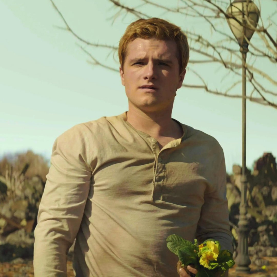 Josh Hutcherson apparirà in #HungerGames: L’Alba sulla Mietitura?
💬 "Mi piacerebbe tornare sul set con Francis, Jen, Liam e Woody. Non mi dovrebbero nemmeno convincere. Sarei lì in un attimo. Sarebbe un sogno che si avvera. I sogni si avverano? A volte. A volte no. A volte sì".