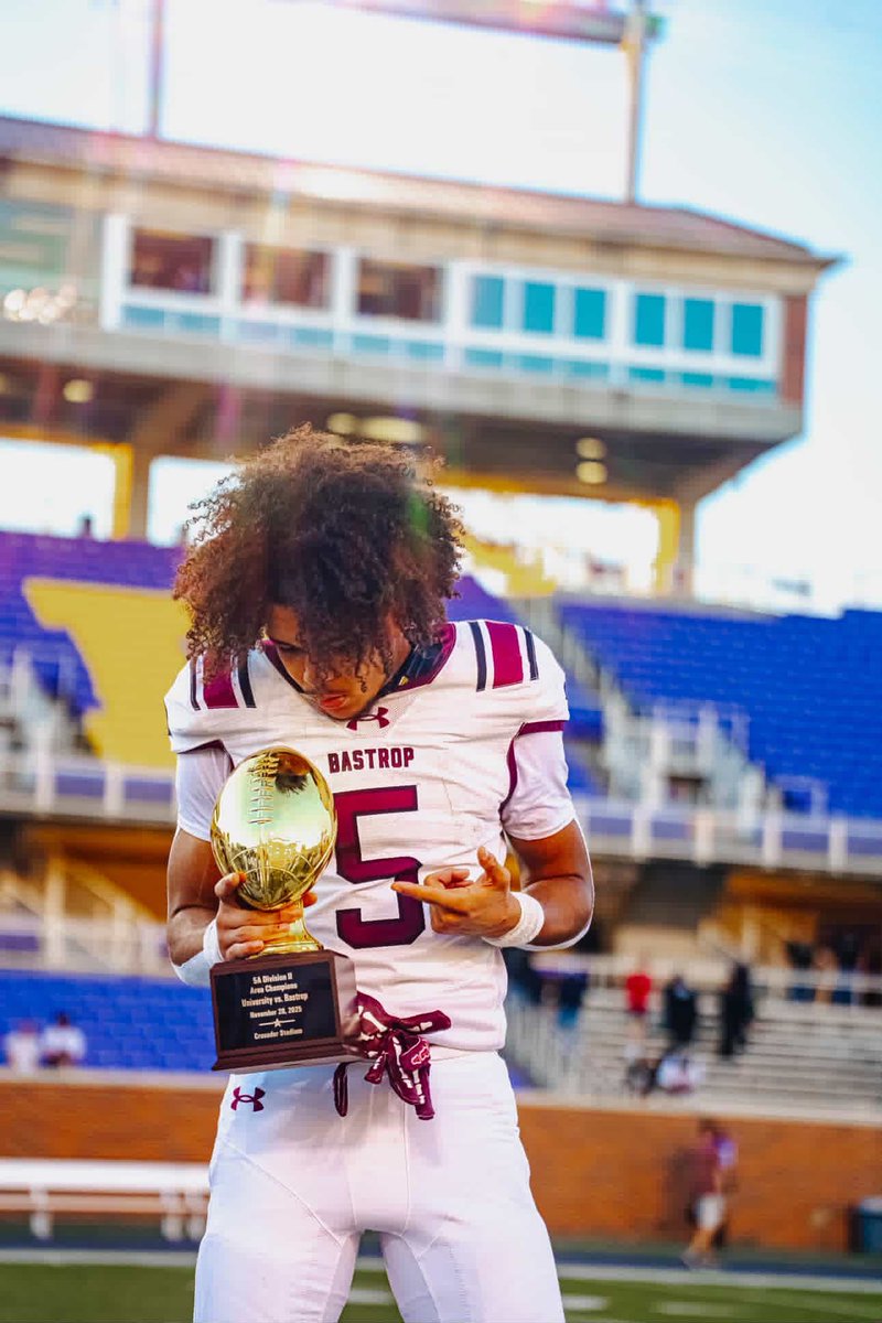 Brent_car22's tweet photo. AREA CHAMPS🏆‼️
@JGriedl
@weston_nielsen
@GJefferson_15
@Braxtonb00
@GrowthWithDesso
@Bastrop_Bears
#JYD #TheBrand #TGOT https://t.co/x4yDOtMdE4