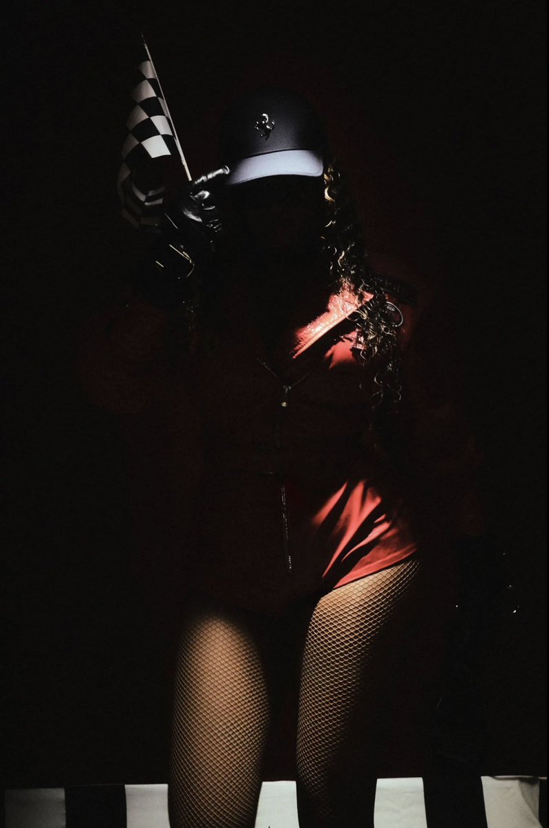 beyonceaccess's tweet photo. OMG, BEYONCEEEEEEE?!!! https://t.co/3IPYGOtIkL