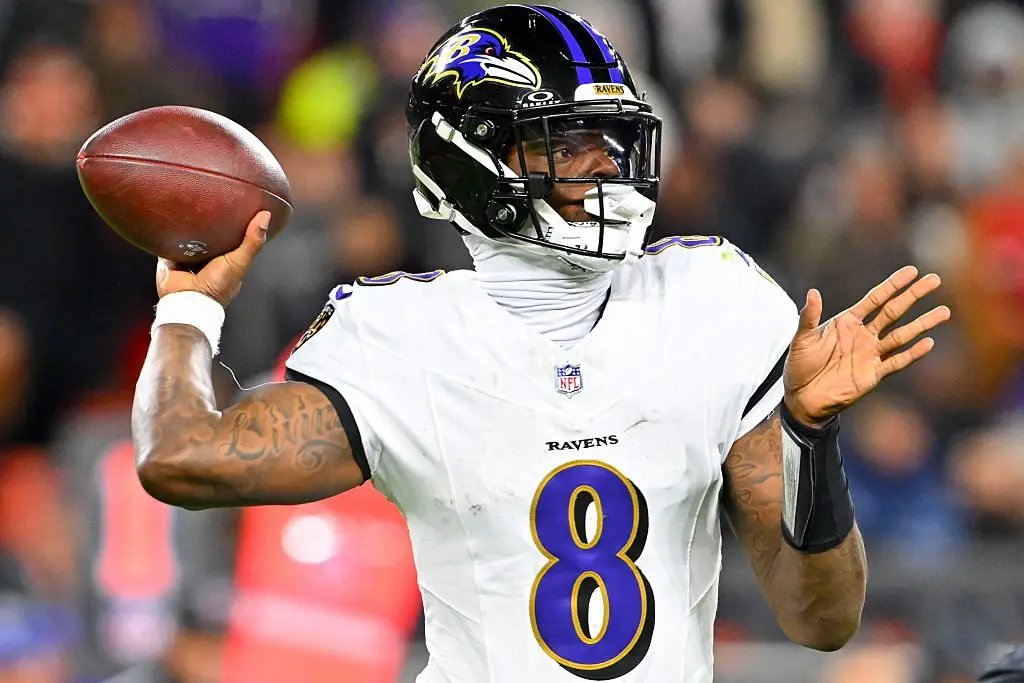 betr's tweet photo. With the Ravens in 1st place in the AFC North after starting the season 1-5, Lamar Jackson should be the frontrunner to win MVP https://t.co/6PldLeev9S