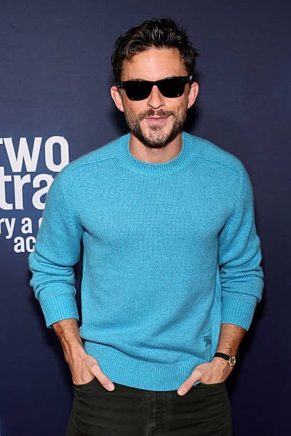 Jonathan Bailey Hourly (@jbaileyhourly) on Twitter photo 