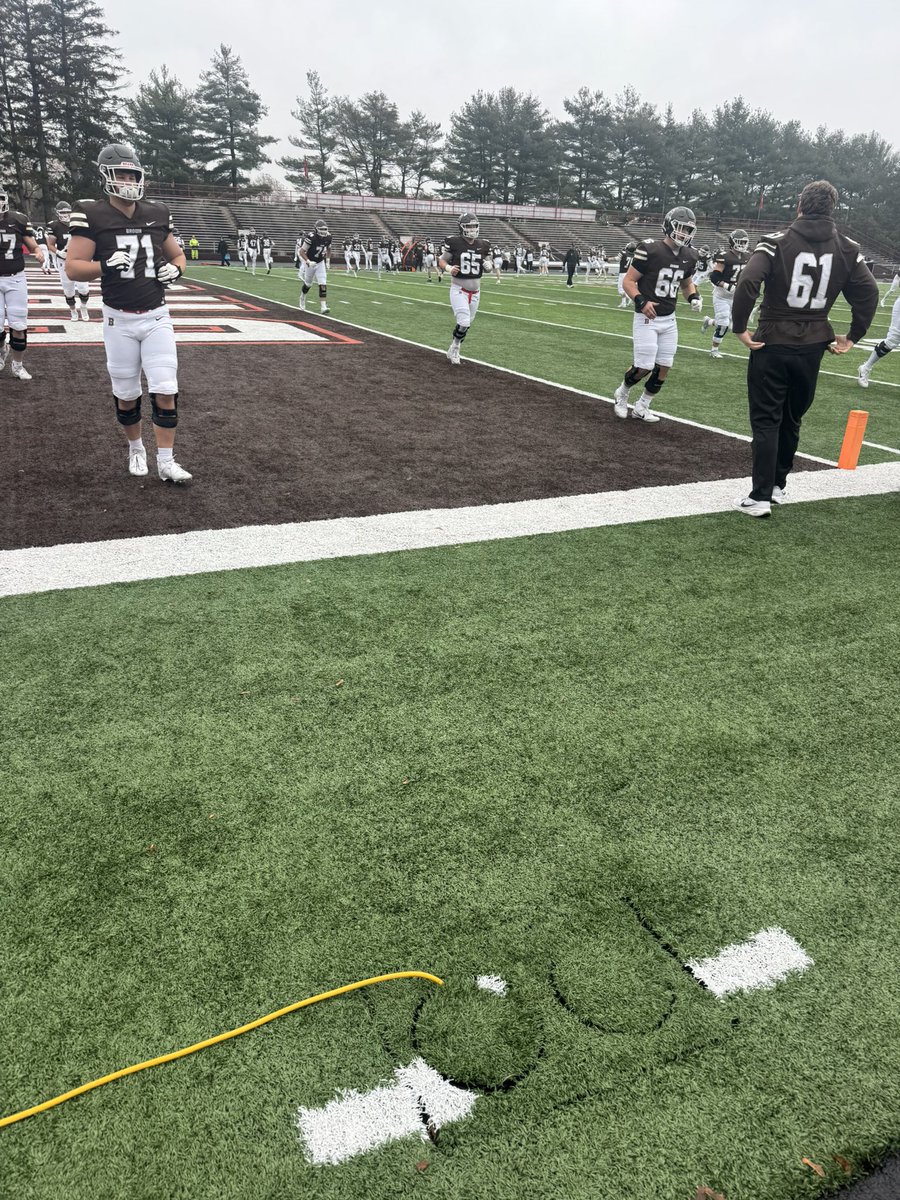 tlhall_4's tweet photo. Had a great time visiting @BrownU_Football yesterday, beautiful campus and great atmosphere!
@CoachONobles @coachsmith_ng @BrownHCPerry @NE6FB_Recruits https://t.co/ThlYrKBHDm