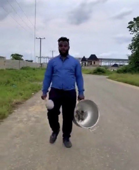 Ruf_ayi's tweet image. Make we start cooking or wait for final whistle?