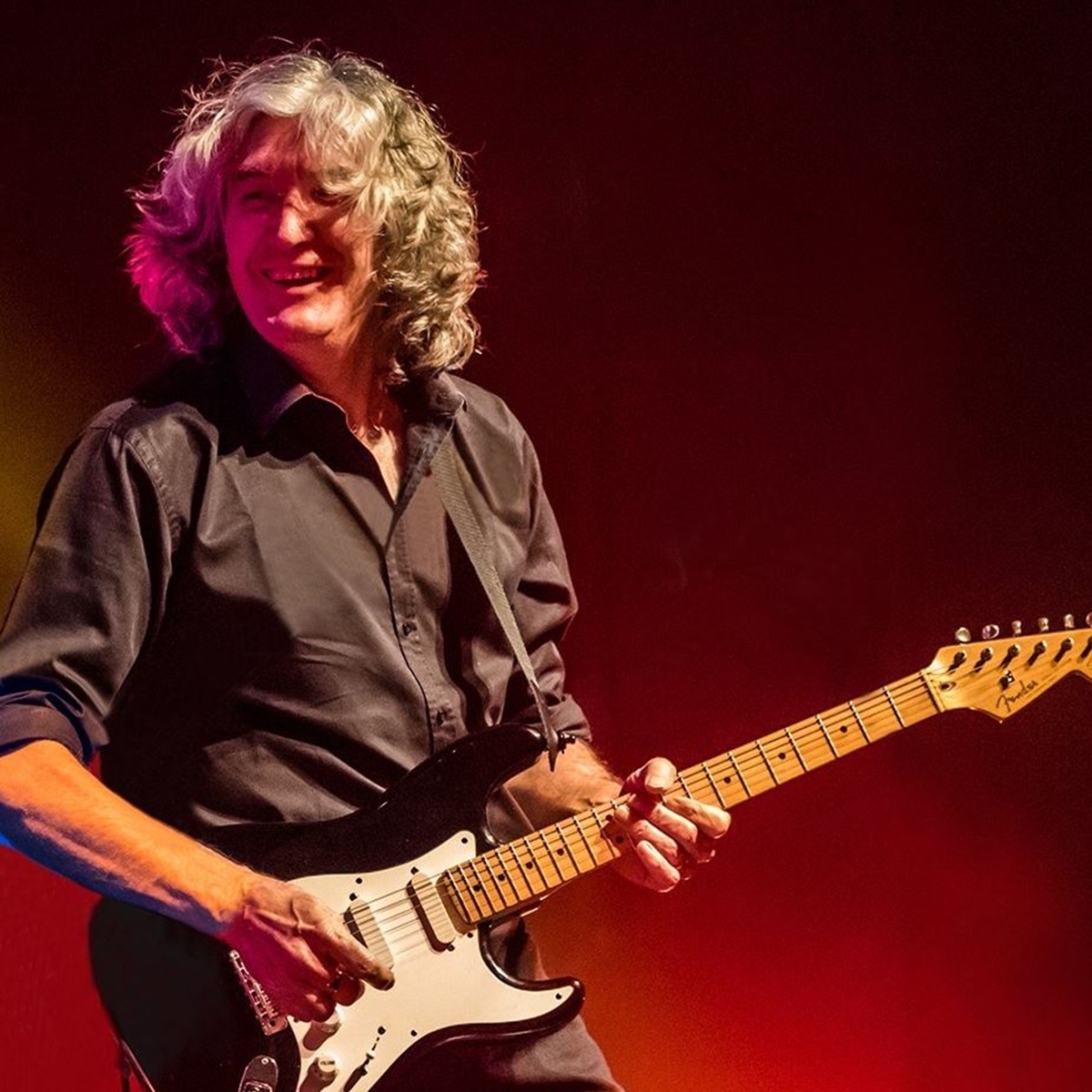 ntervista al  chitarrista #PhilPalmer che durante la sua lunga carriera ha lavorato  con Dire Straits, Eric Clapton e tanti  altri artisti

abruzzooggi.it/news/musica/in…

#abruzzo #chitarristi #DireStraitsLegacy #ImpulseSoundAccademiaMusicale #Interviste #masterclass #Rock #rocklegends