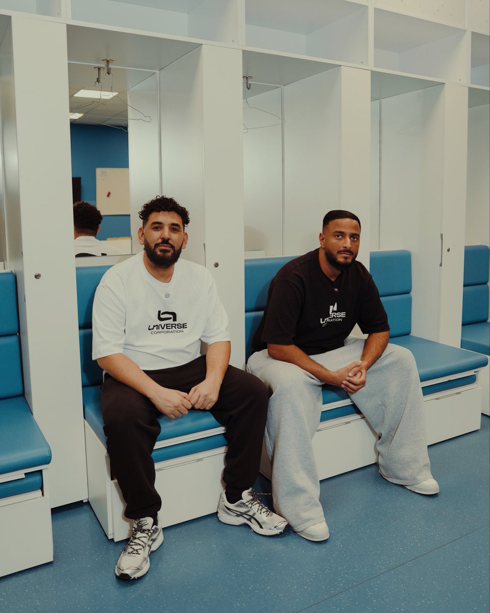 Voilà la famille nous serons donc présidents <a href="/henni_mo/">HENNI MOHAMED OFFICIEL</a> et moi, du match des Légendes Paris - Marseille (format Kingsleague) le 7 décembre au Stade Vélodrome avec <a href="/Universefootoff/">Universe Football</a> !!! 

🚨 Il y aura plusieurs événements lors de cette soirée, des show musicaux avec, pour le moment,