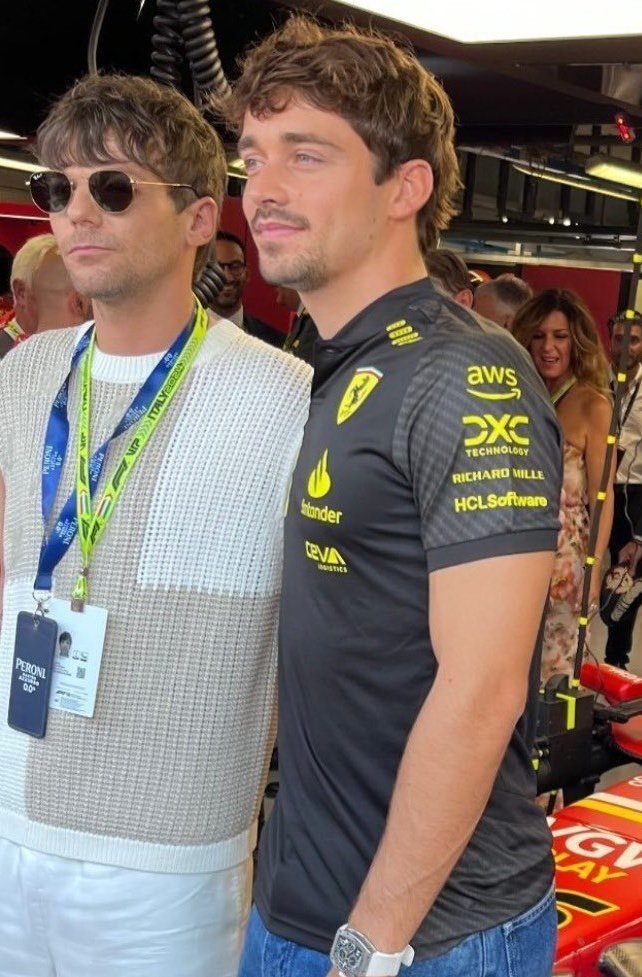 leclercsletters's tweet image. we might&apos;ve not renovated our picture with louis, but he didn&apos;t fail us 🙂‍↕️🙂‍↕️🙂‍↕️

he called charles &quot;my boy&quot; last year, i knew he wouldn&apos;t disappoint