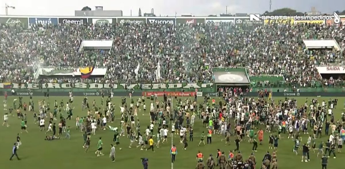 VULGÃOᶜˢᵃ 🏳️‍🌈 tweet media