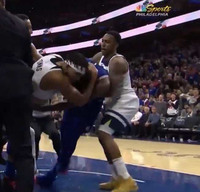 CastleFor3's tweet image. Bro 😭