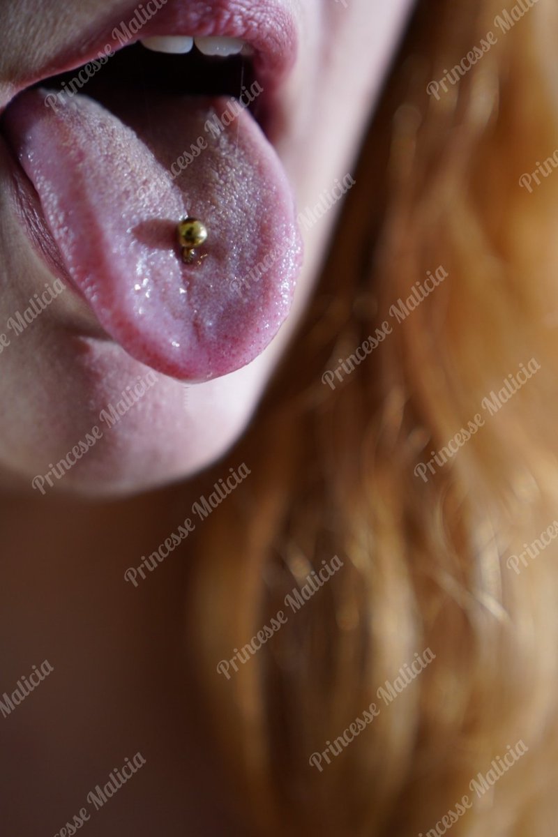 Nudevember
Thème : Détail 

(Oui je rattrape mon retard)