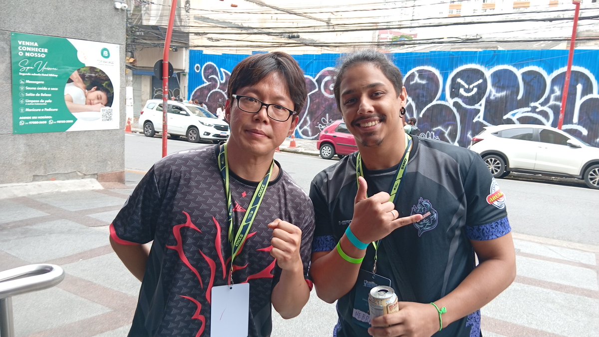 NebrakaSFDF's tweet image. Eu e o mestre Gudans proplayer de Tekken. Total satisfação...
