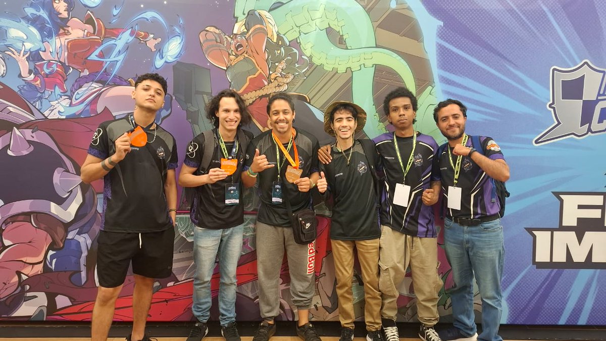 NebrakaSFDF's tweet image. Equipe foda Top8 BTC. @ZSFIGHTERS