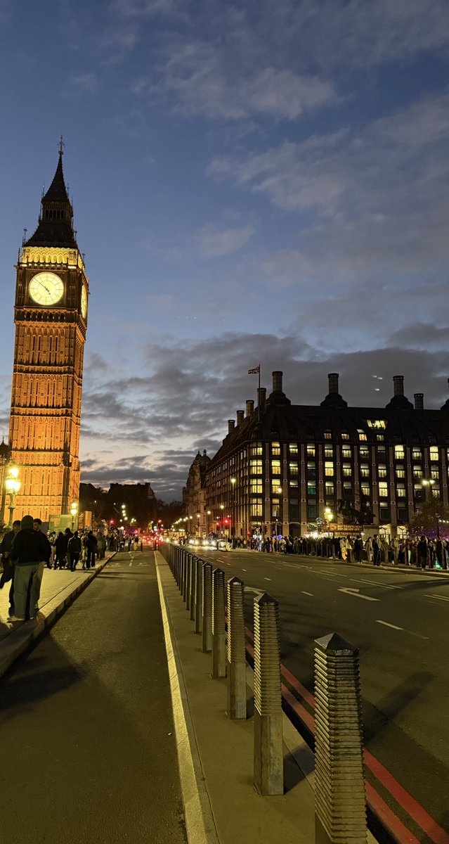 DrAlsubei's tweet image. Had an excellent learning experience at PCR London Valves 2025! @PCRonline continues to bring science to life with outstanding expertise .! 

And of course, being in London made it even more special 🇬🇧