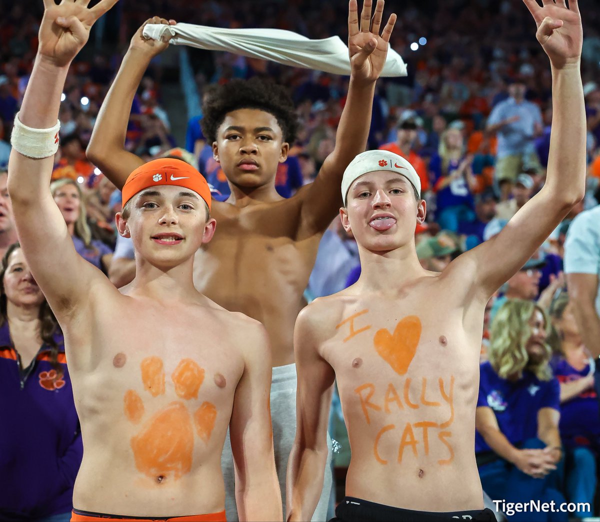 This is a “Best of 2025” shot for <a href="/ClemsonTigerNet/">TigerNet.com</a> . No question it makes the list. <a href="/CURallyCats/">Clemson Rally Cats</a>