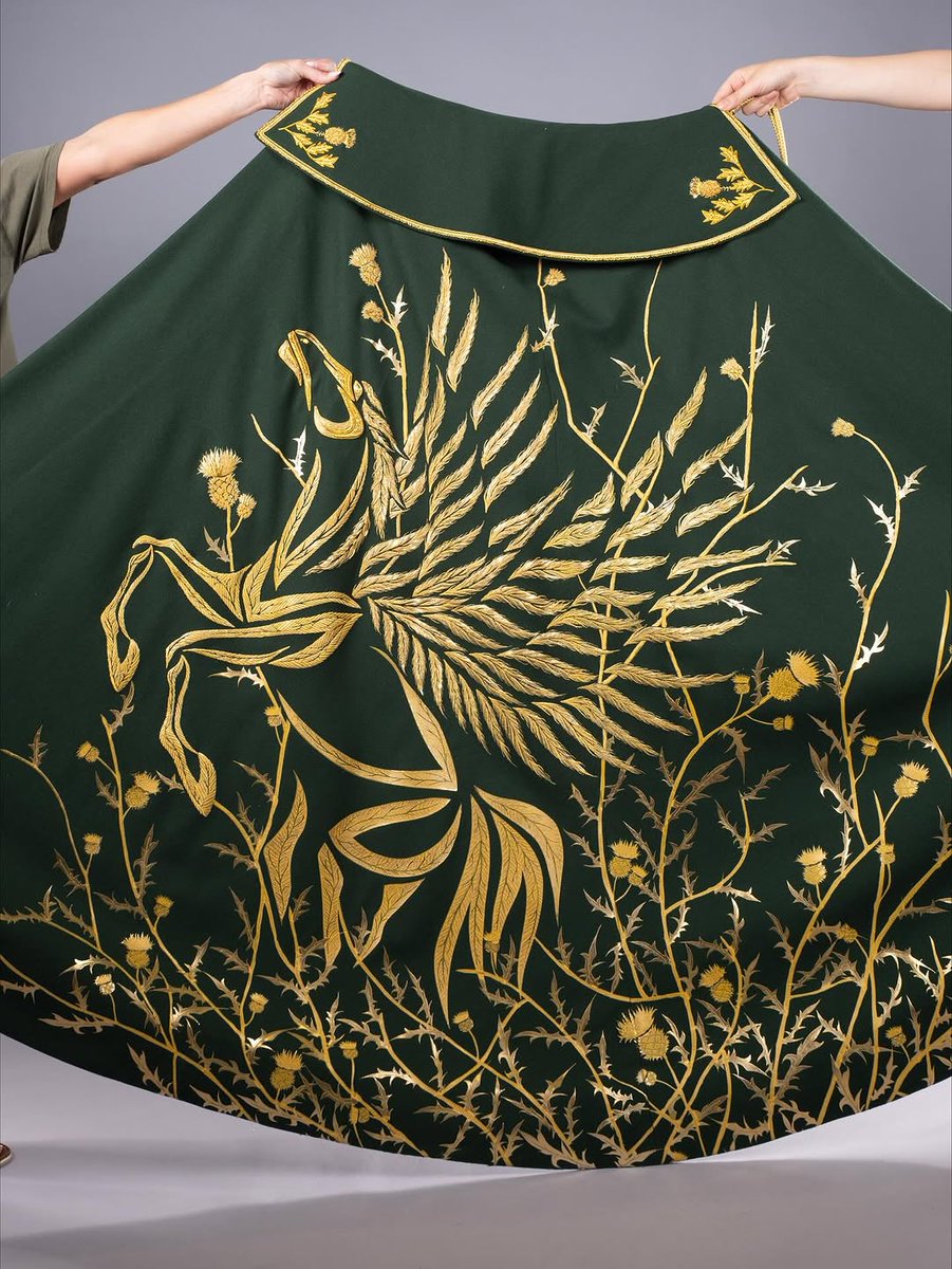 _JB_BB's tweet image. 피예로 웨딩룩 멋지다....