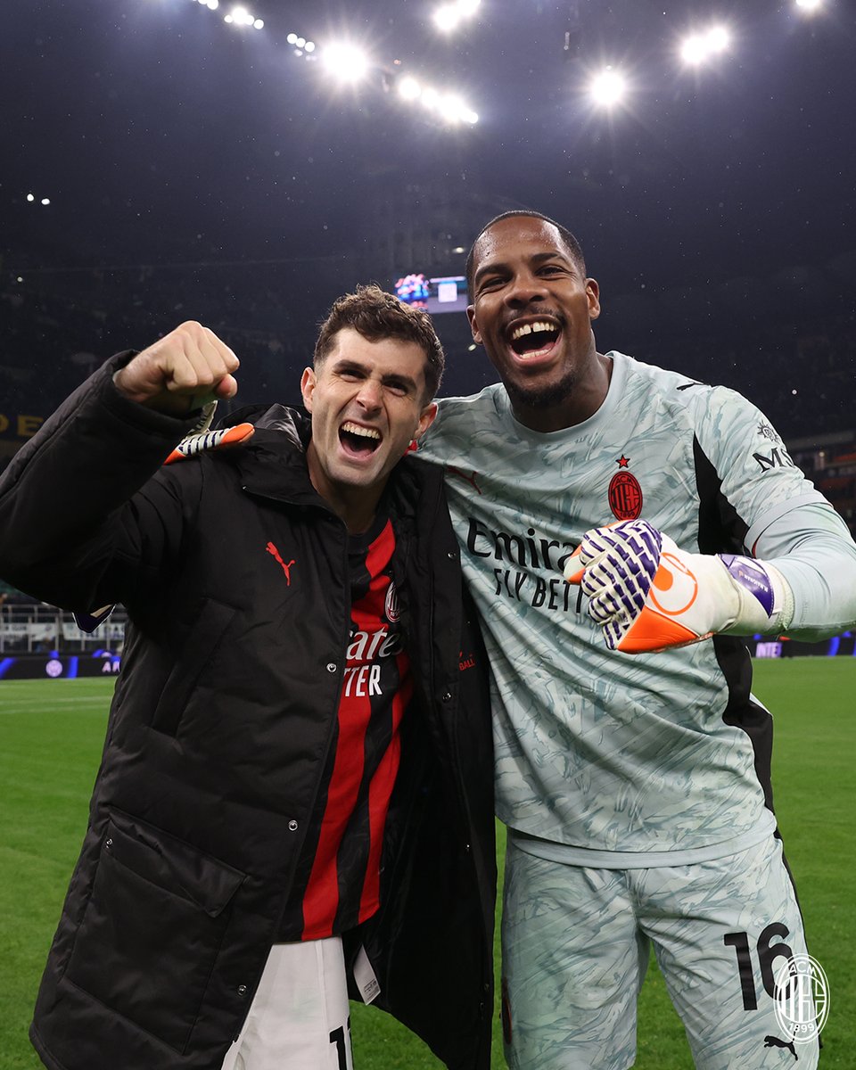 acmilanar's tweet image. مُحال سِوى النصر، أهوى مُحال ❤️🖤