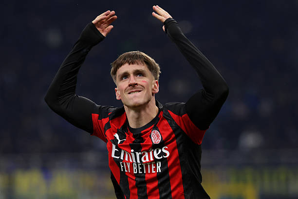 Milan Posts tweet media