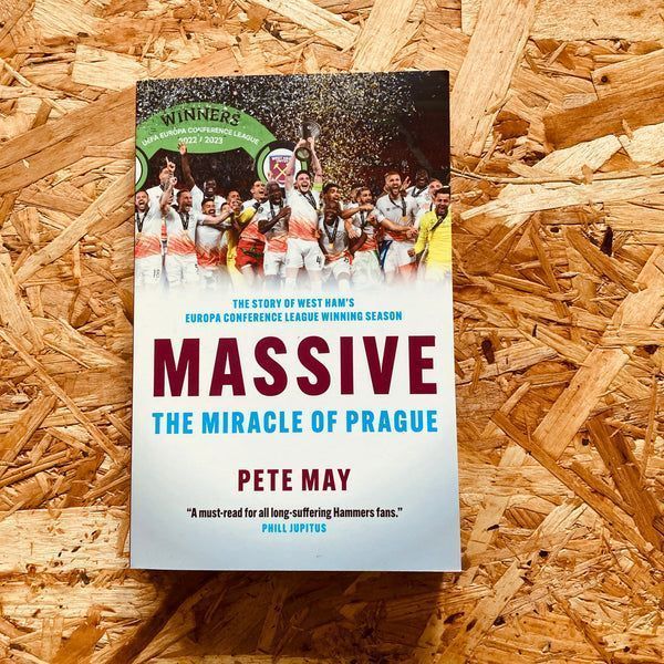 StanchionBooks's tweet image. 𝐑𝐄𝐒𝐓𝐎𝐂𝐊 | MASSIVE: THE MIRACLE OF PRAGUE by @PeteMay3 

The story of how the Hammers defied the odds to win their first trophy in forty-three years and first European trophy in fifty-eight years 

@BitebackPub #whufc

🛒 stanchionbooks.com/products/massi…