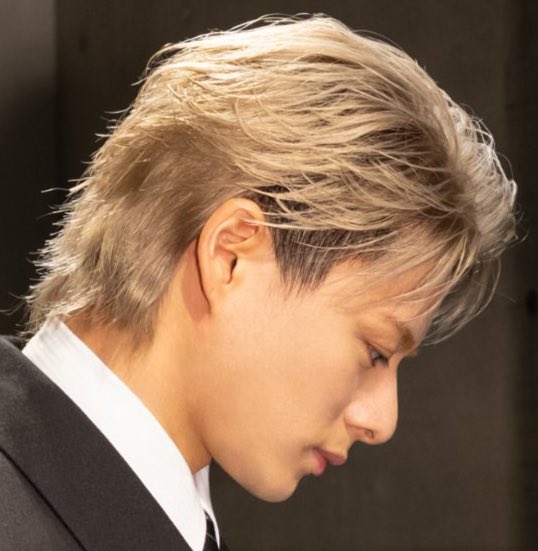 emitoto1123's tweet image. 紫耀くん 今7位です
もっともっと順位あげたい
紫耀くんが1番ハンサム❤
#平野紫耀
#ShoHirano 
#Number_i

VOTE: dabemepop.com/handsome/