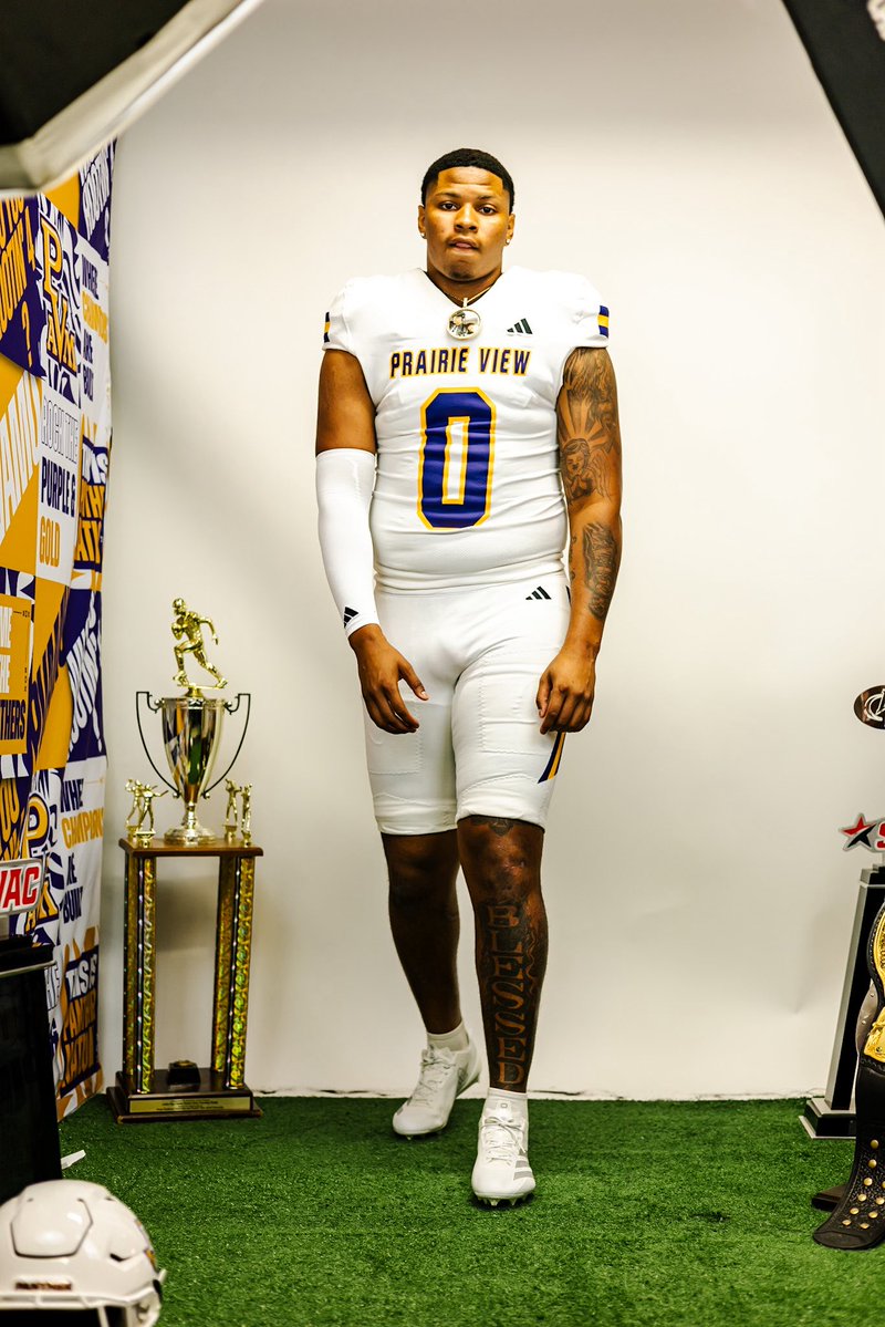 ozthegreat0's tweet image. How we feeling ? 🟣🟡 #pv #youknow #committed